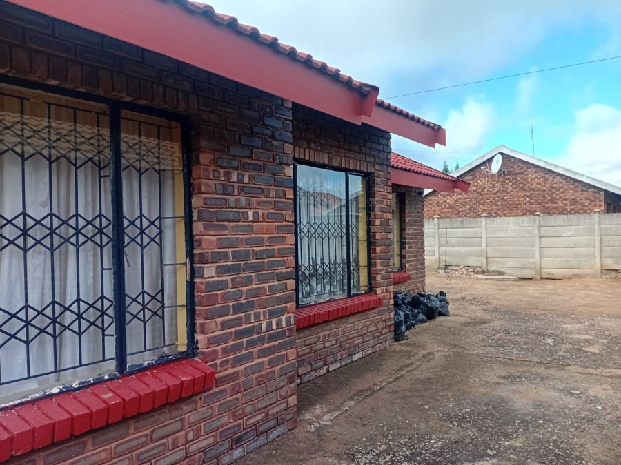 3 Bedroom Property for Sale in Mmabatho Unit 10 North West